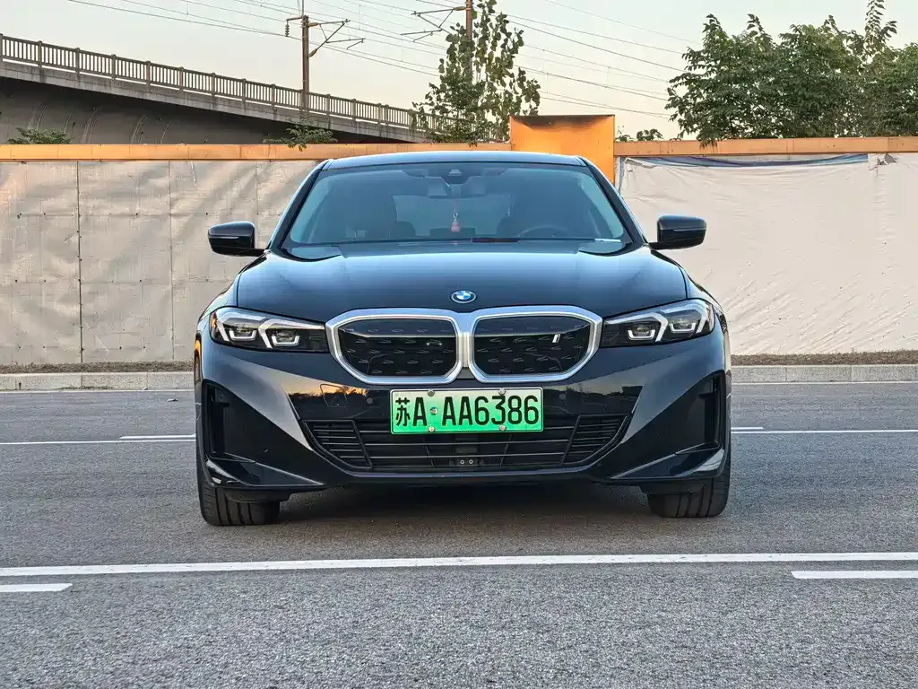 BMW i3 — фото 2