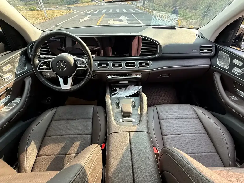 Mercedes-Benz GLE — фото 10