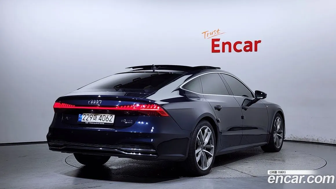 Audi A7 — фото 2