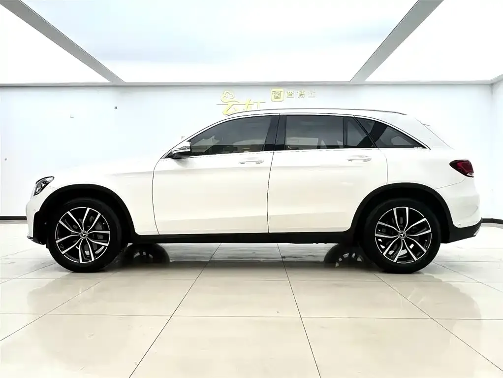 Mercedes-Benz GLC — фото 10