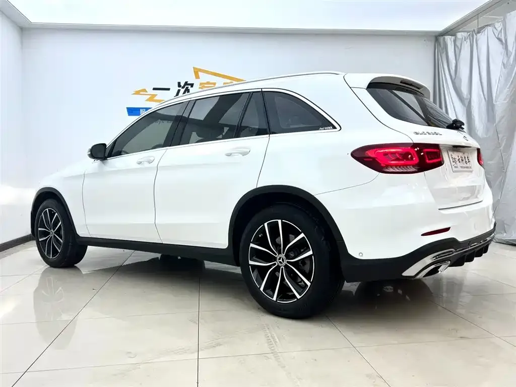 Mercedes-Benz GLC — фото 4