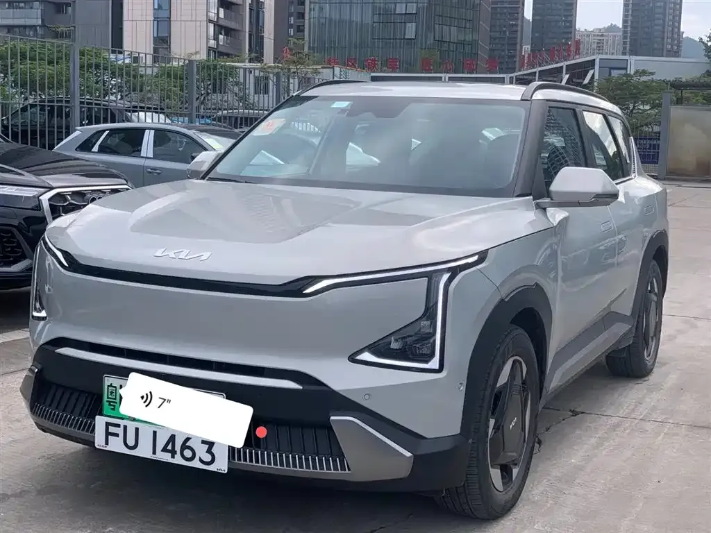 Kia EV5 — фото 1