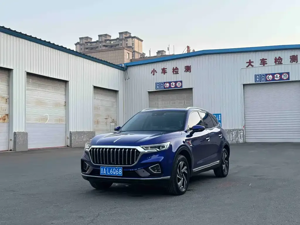 Hongqi HS5 — фото 1