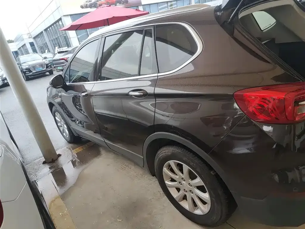 Buick Envision Plus — фото 5