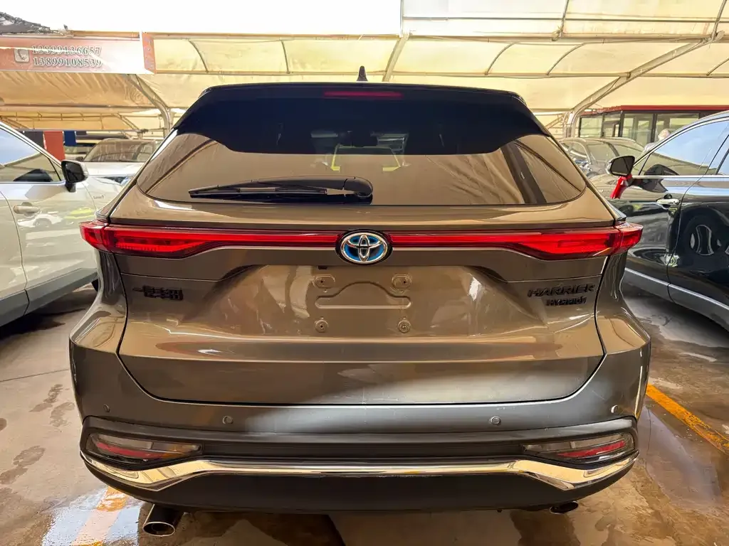 Toyota Harrier — фото 10