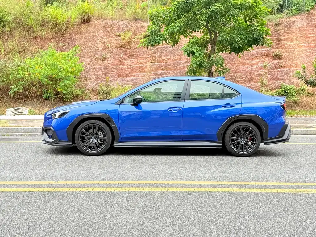 Subaru WRX — фото 4