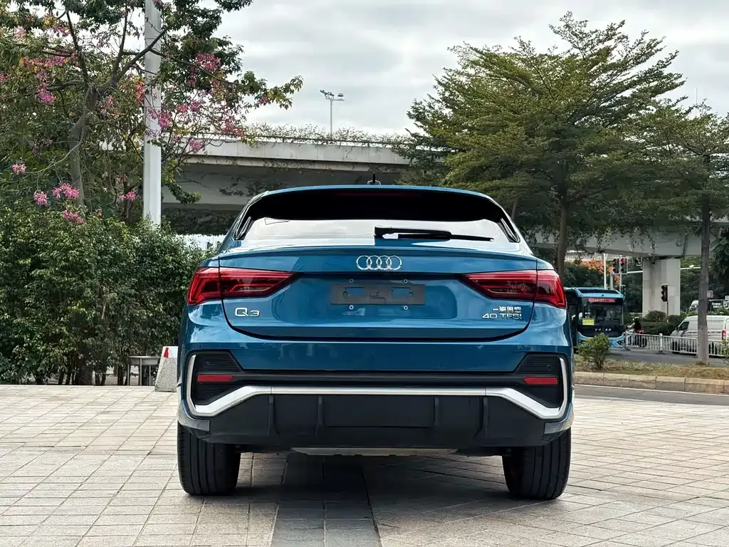 Audi Q3 Sportback — фото 5