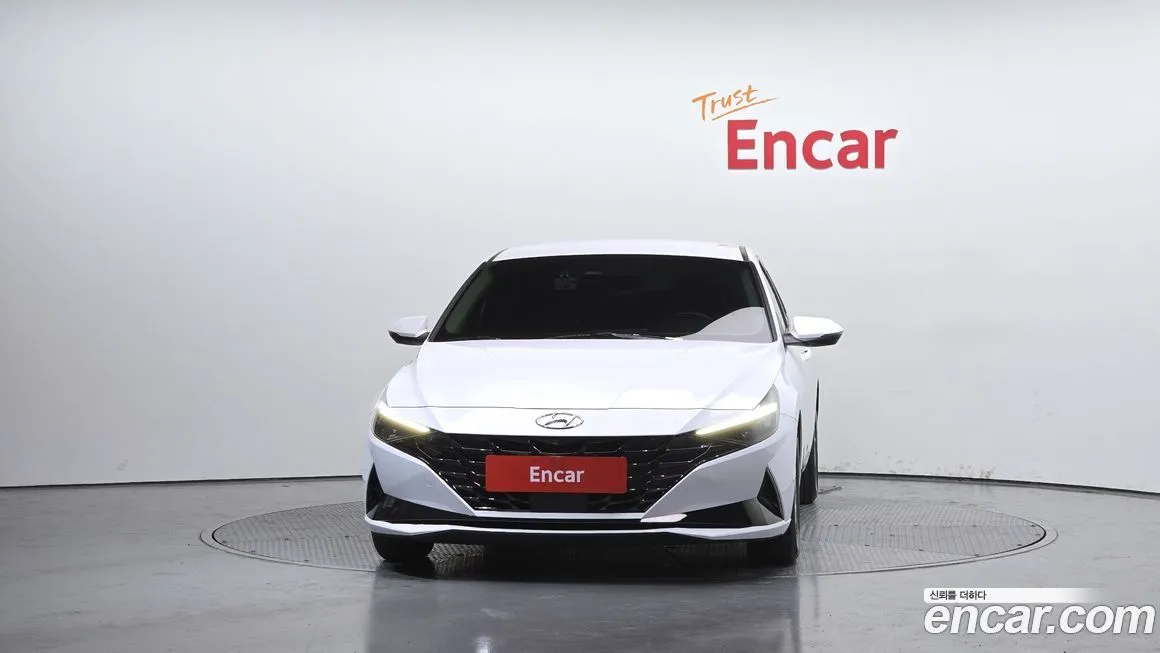 Hyundai AVANTE — фото 3
