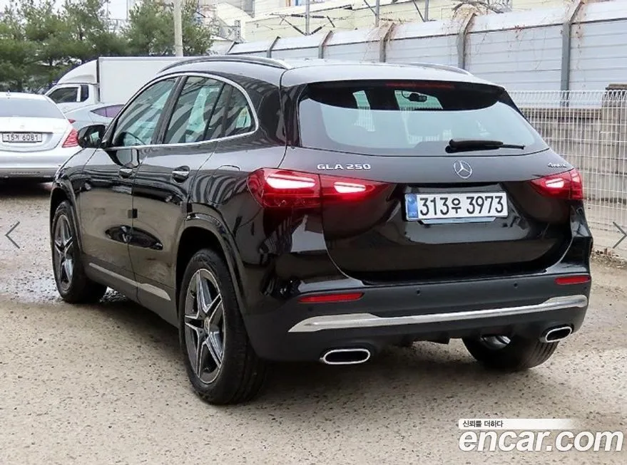 Mercedes-Benz GLA-Class — фото 2