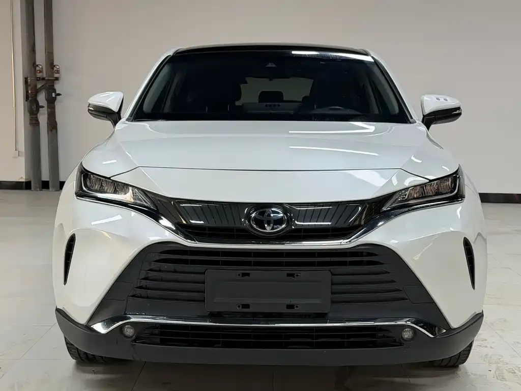 Toyota Harrier — фото 2