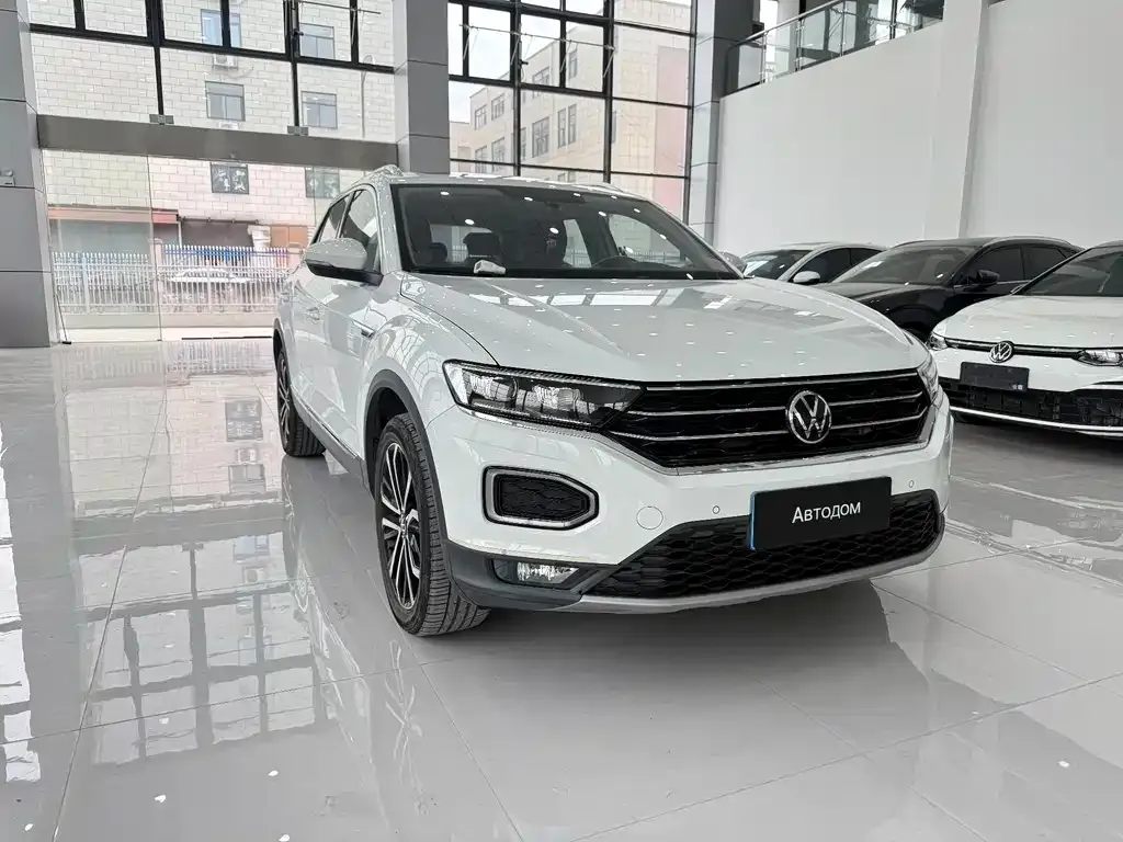 Volkswagen T-Roc — фото 3