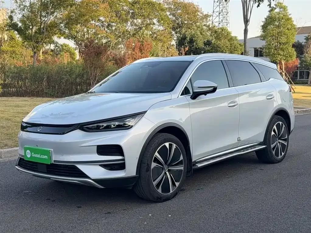 BYD Tang New Energy — фото 1