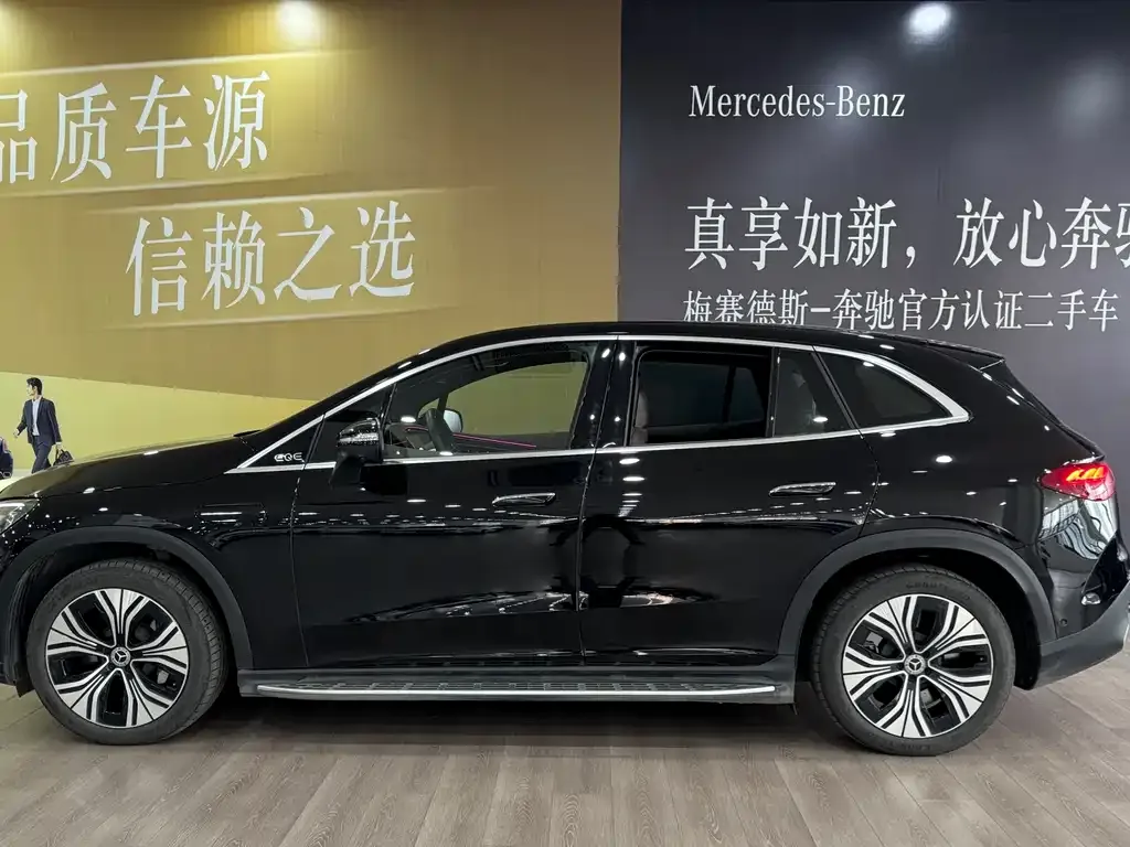 Mercedes-Benz EQE SUV — фото 2