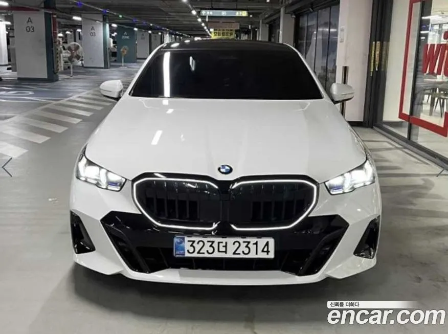 BMW 5-Series — фото 1