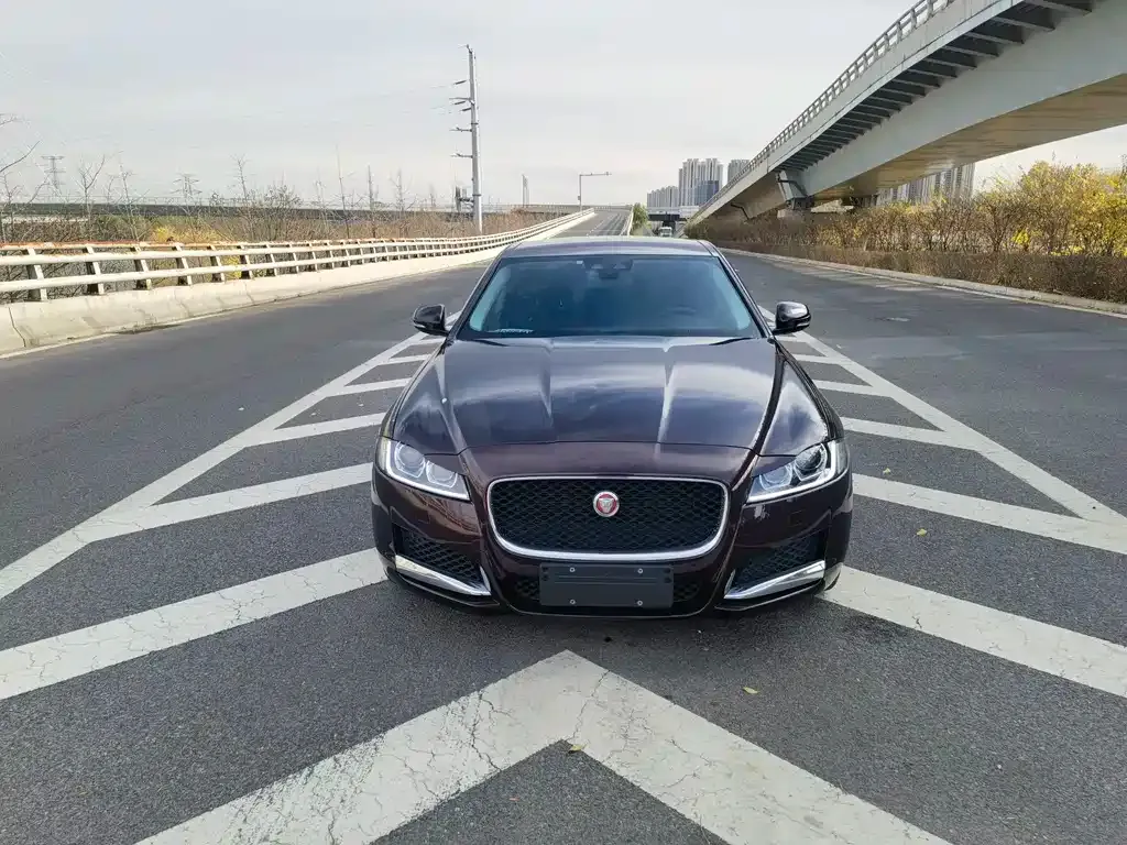 Jaguar XFL — фото 2