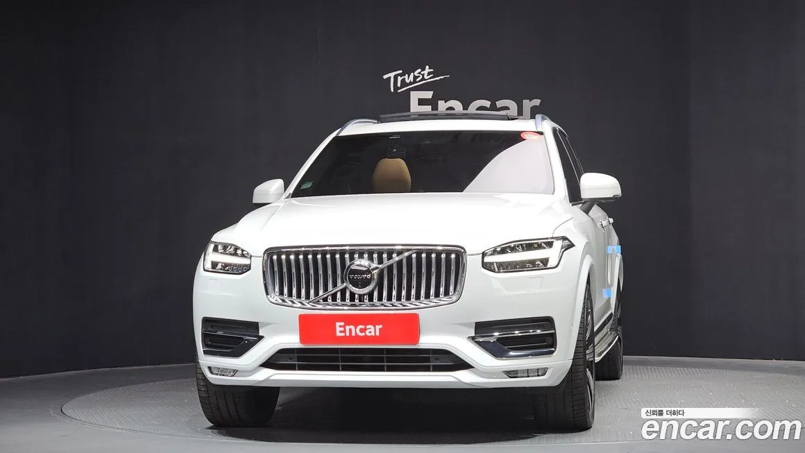 Volvo XC90 — фото 3