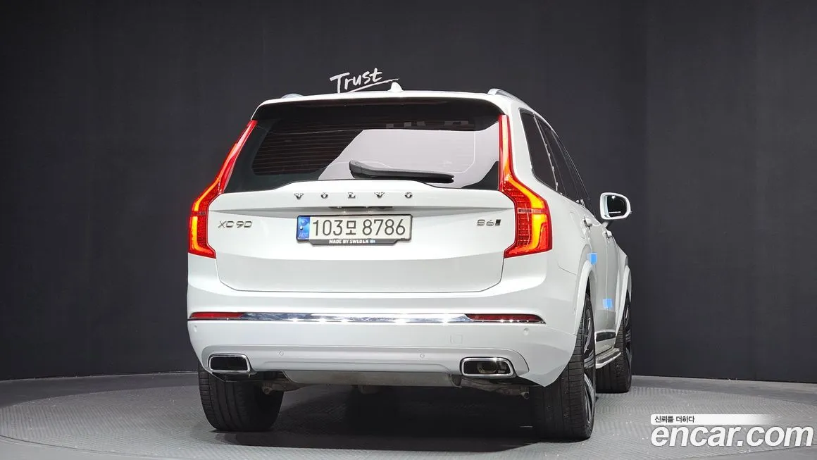 Volvo XC90 — фото 4