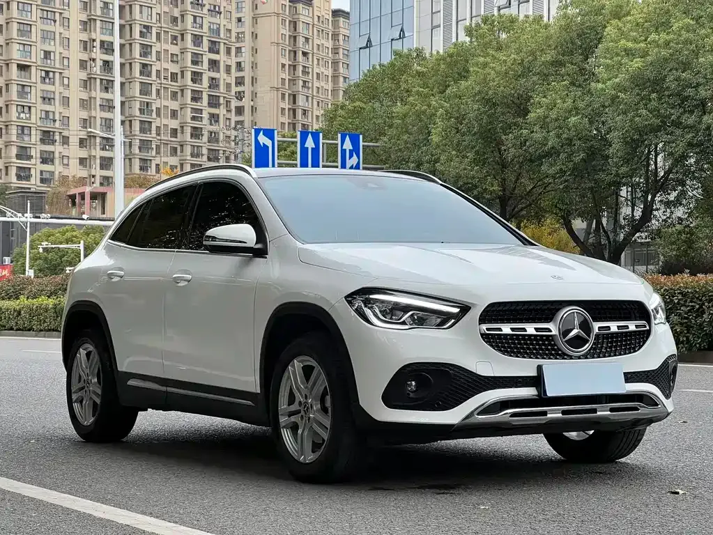 Mercedes-Benz GLA — фото 2