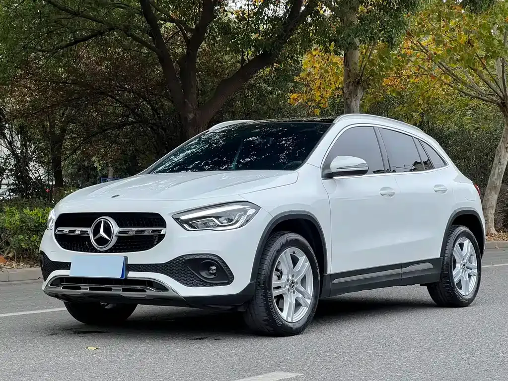 Mercedes-Benz GLA — фото 3