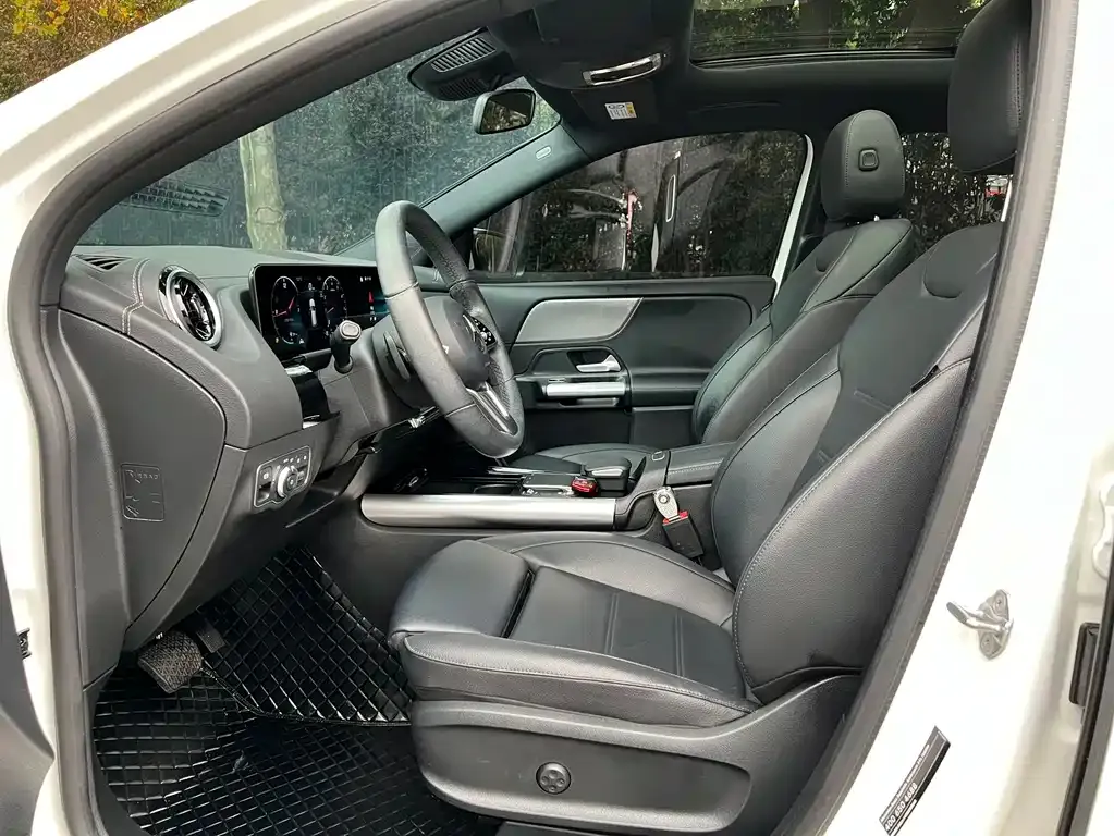 Mercedes-Benz GLA — фото 7