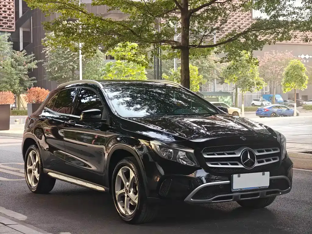 Mercedes-Benz GLA — фото 3
