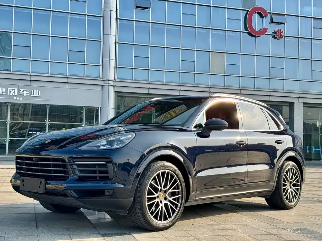Porsche Cayenne — фото 5