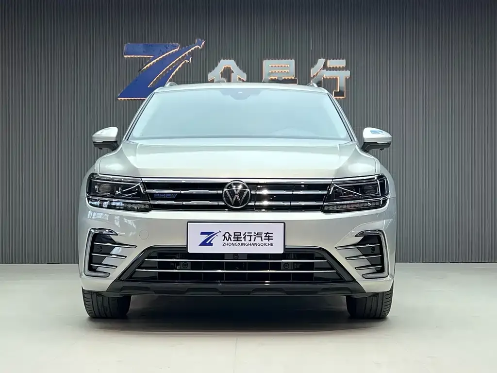 Volkswagen Tiguan L New Energy — фото 2