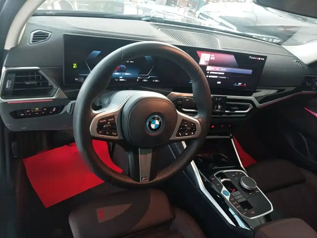 BMW i3 — фото 10