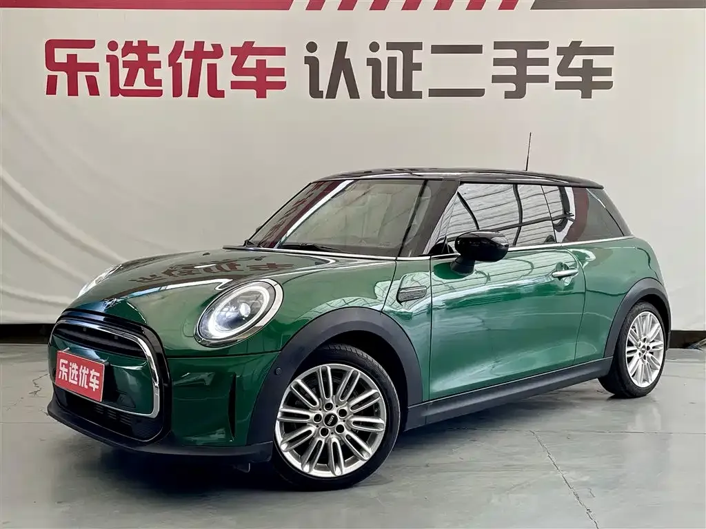 MINI Cooper (3-door) — фото 1