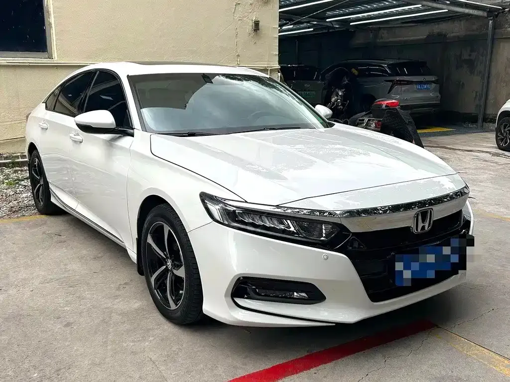 Honda Accord — фото 3