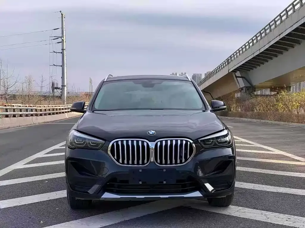 BMW X1 — фото 2