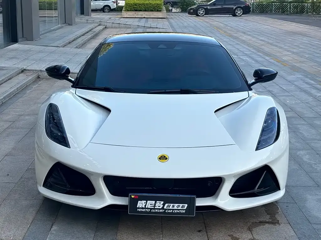 Lotus Emira — фото 2