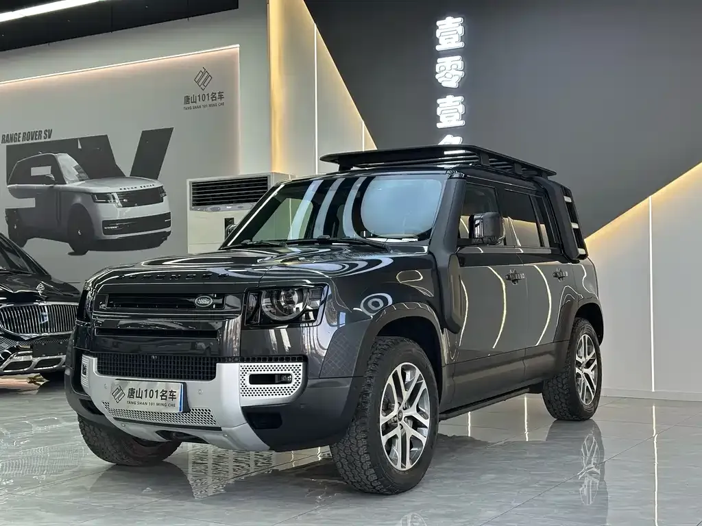 Land Rover Defender — фото 1