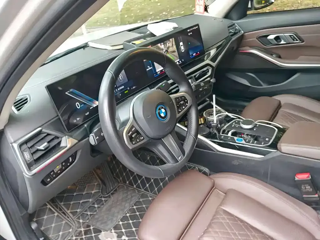 BMW i3 — фото 7