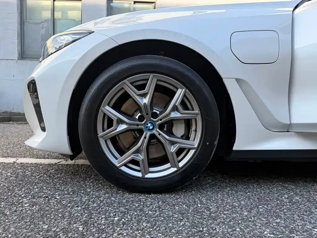 BMW i3 — фото 7