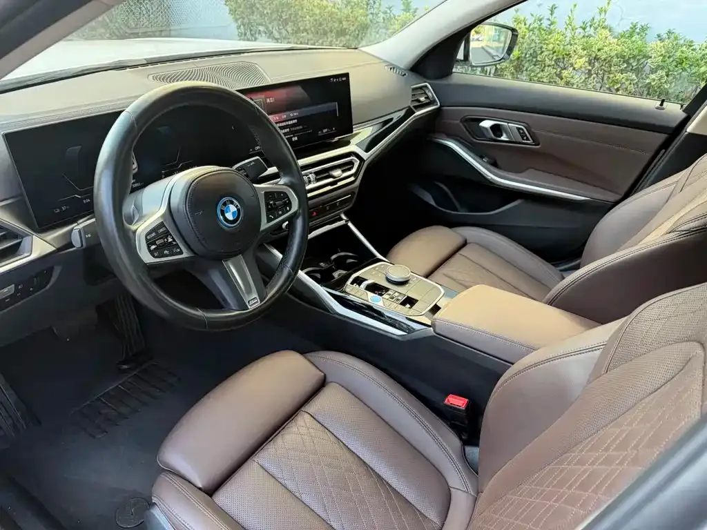 BMW i3 — фото 9