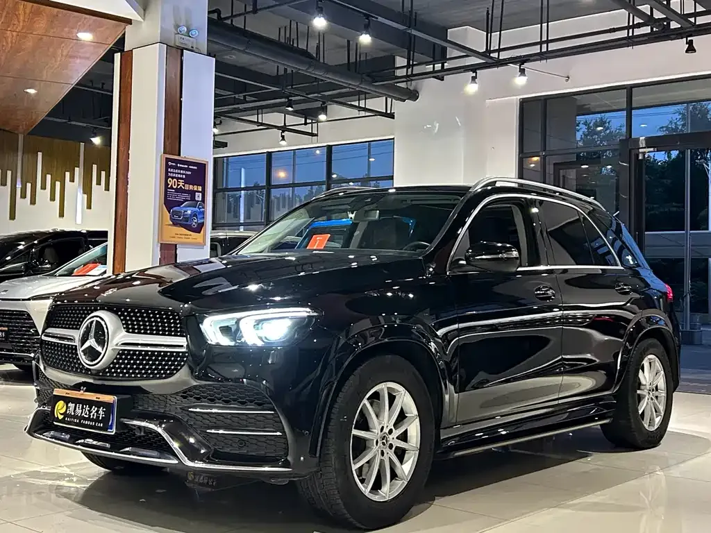 Mercedes-Benz GLE — фото 1
