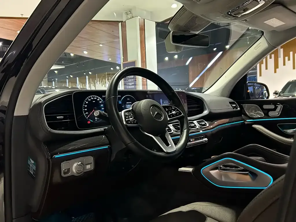 Mercedes-Benz GLE — фото 6