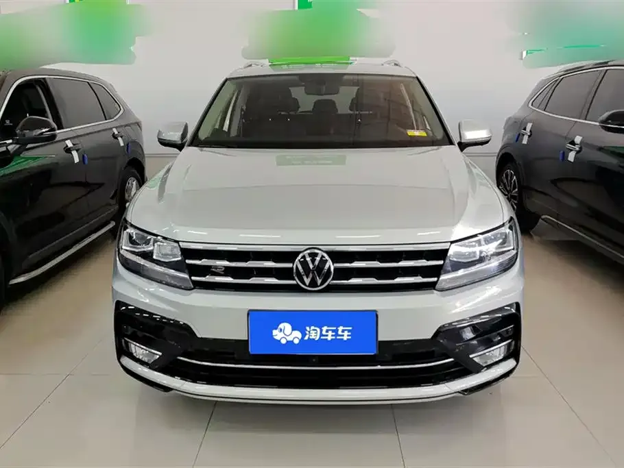 Volkswagen Tiguan L — фото 2