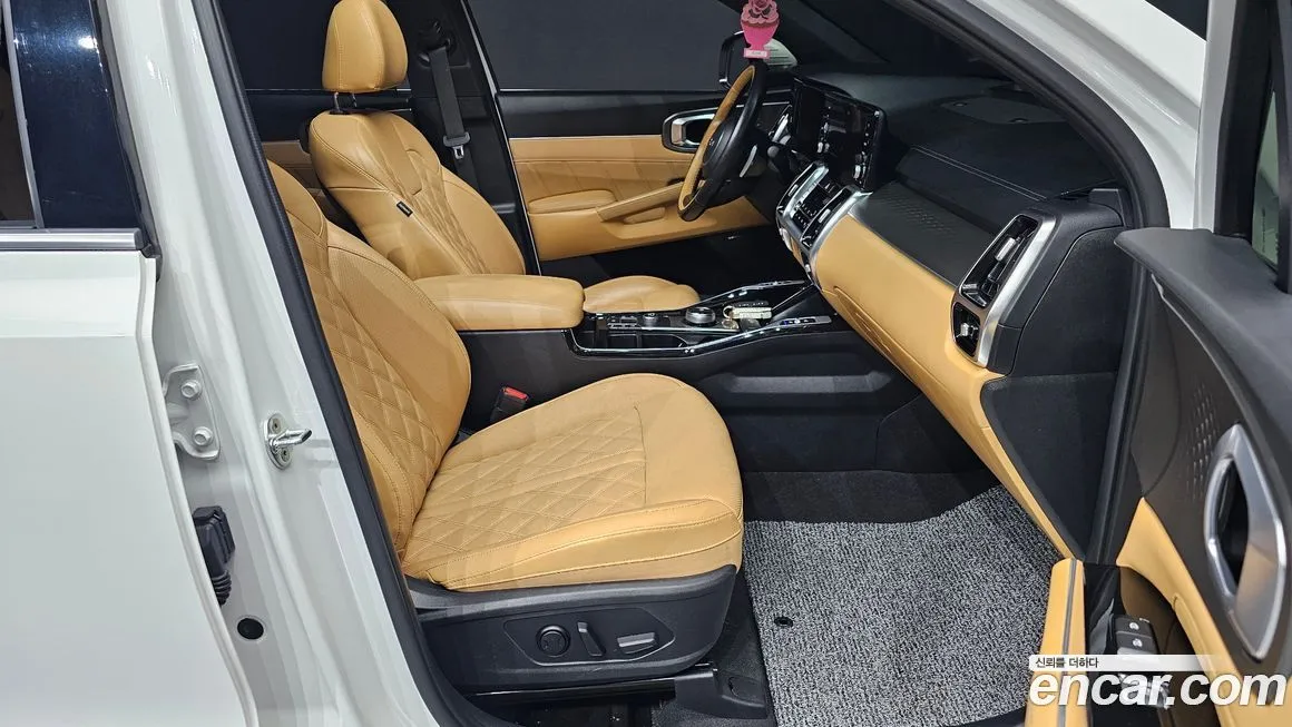 Kia Sorento — фото 10