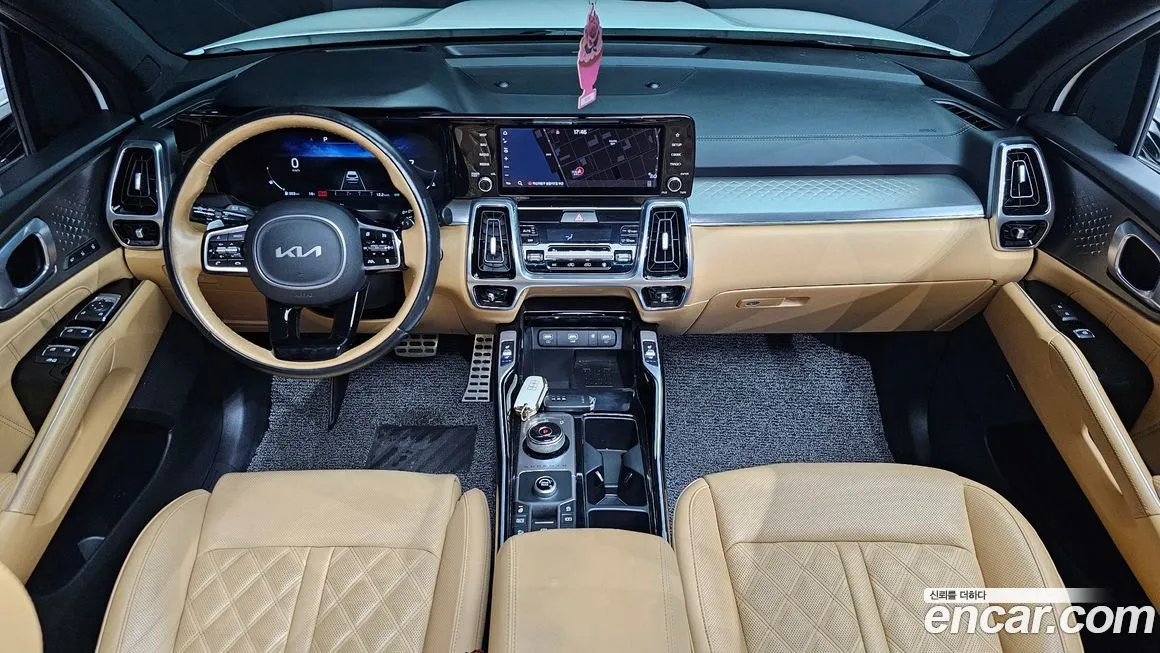Kia Sorento — фото 7