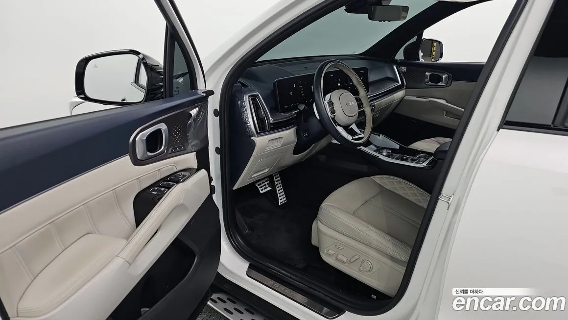 Kia Sorento — фото 10