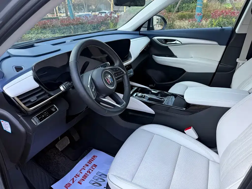 Buick Envision Plus — фото 4
