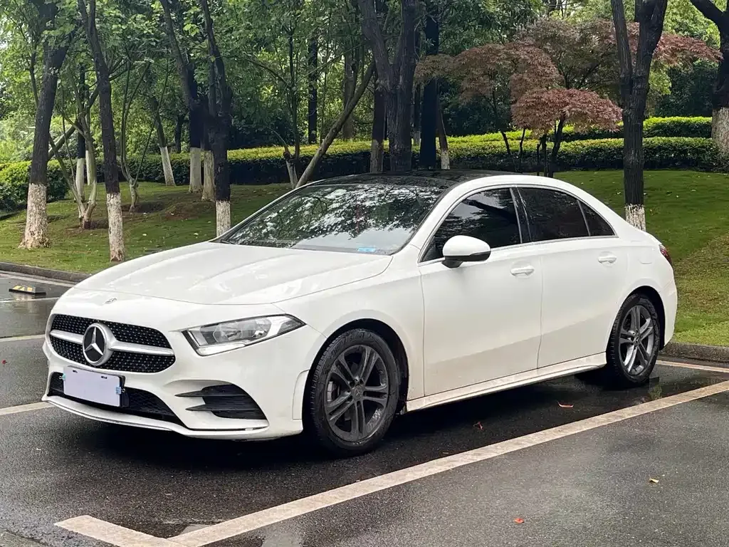 Mercedes-Benz A-Class — фото 1