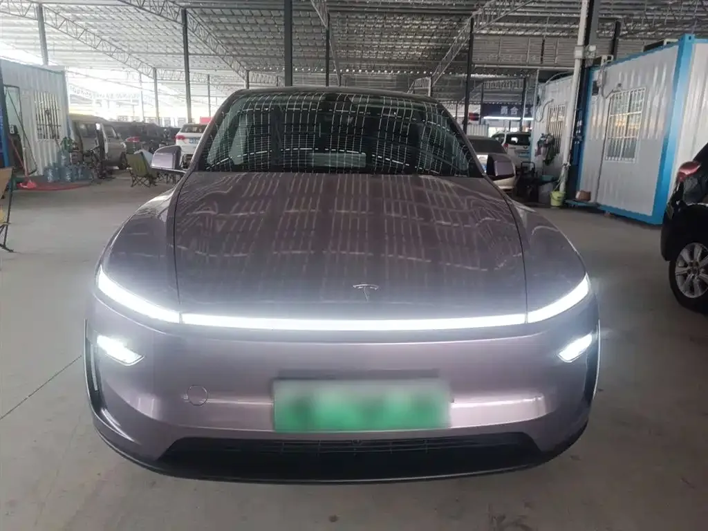 Tesla Model Y — фото 3