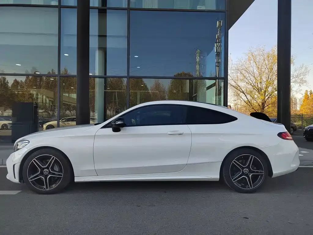 Mercedes-Benz C-Class (Import) — фото 3