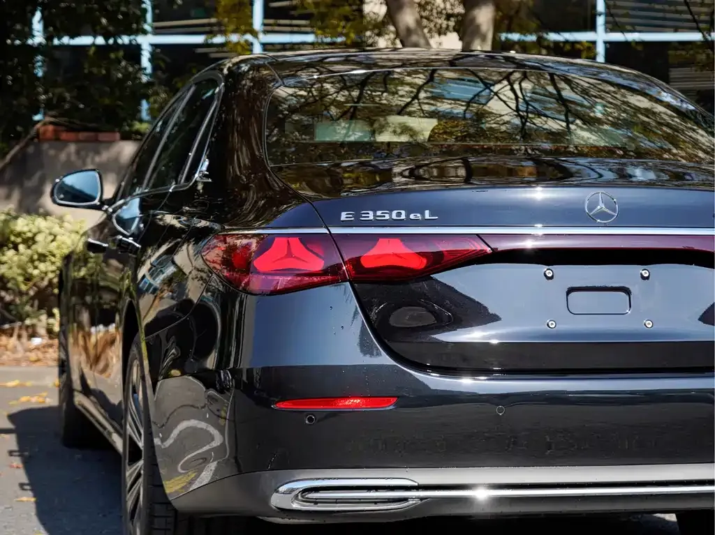 Mercedes-Benz E-Class New Energy — фото 6