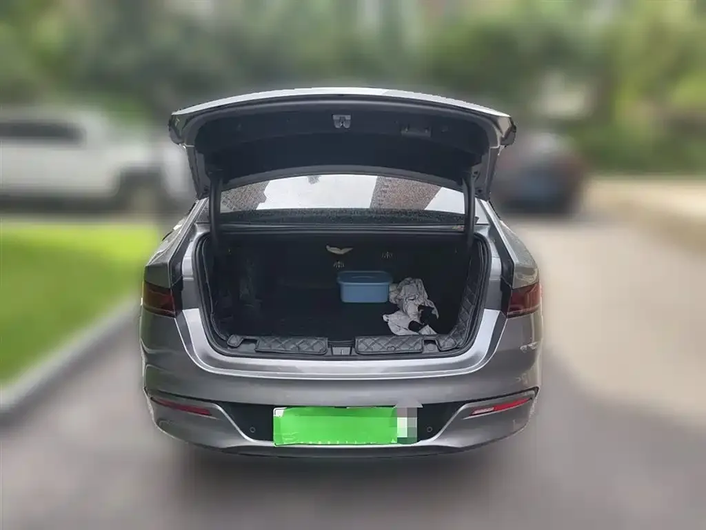 BYD Qin PLUS — фото 10