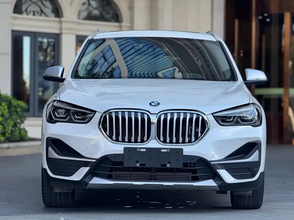BMW X1 — фото 2