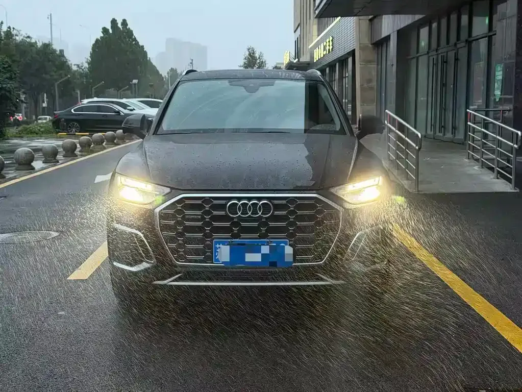Audi Q5L — фото 2